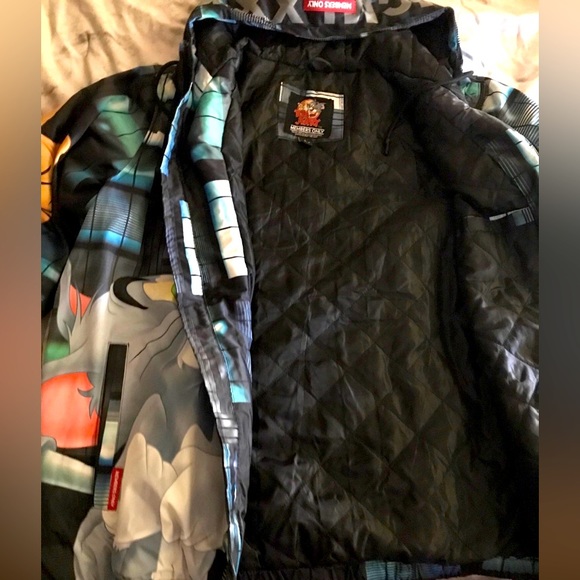 ‘Members Only’ Tom and Jerry Jacket - Picture 6 of 9